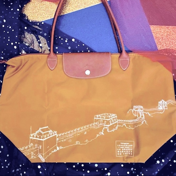 SOLD - LONGCHAMP MUSTARD GOLD GREAT WALL CITY LMTD CHINA Tote RARE LUX Lrg - Picture 4 of 16